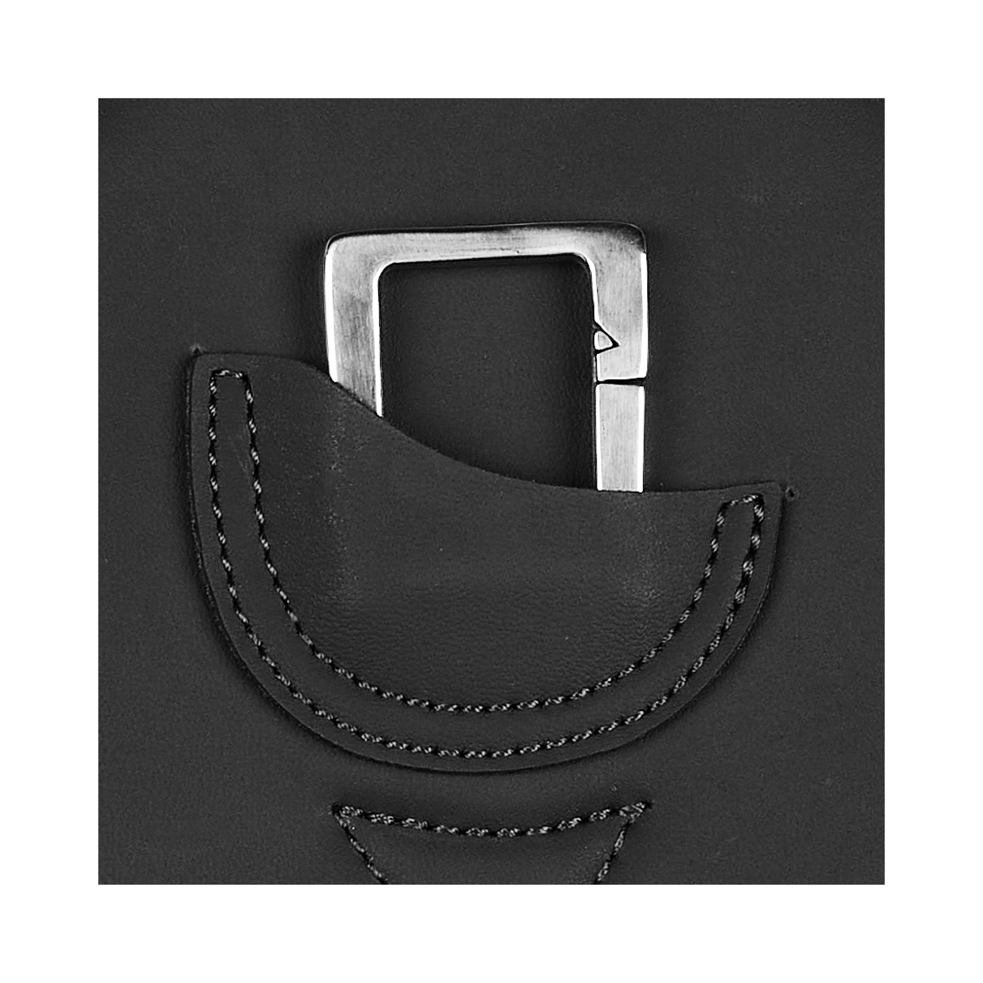 Arena Stud Girth (short)